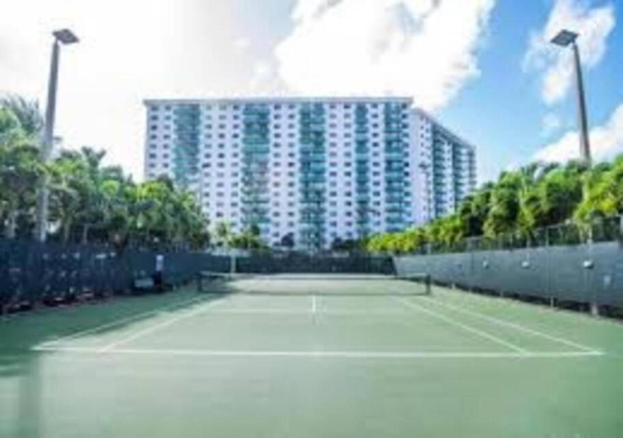Zen Vacation Rentals Modern Penthouse Across Ocean Miami Beach Dış mekan fotoğraf